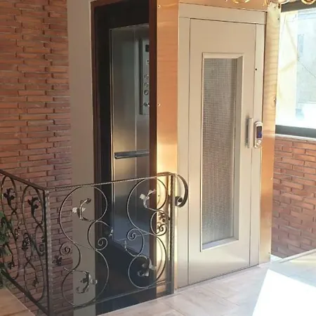 Livia Hotel 3*