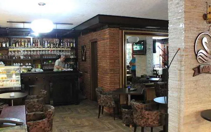 Livia 3* Tirana